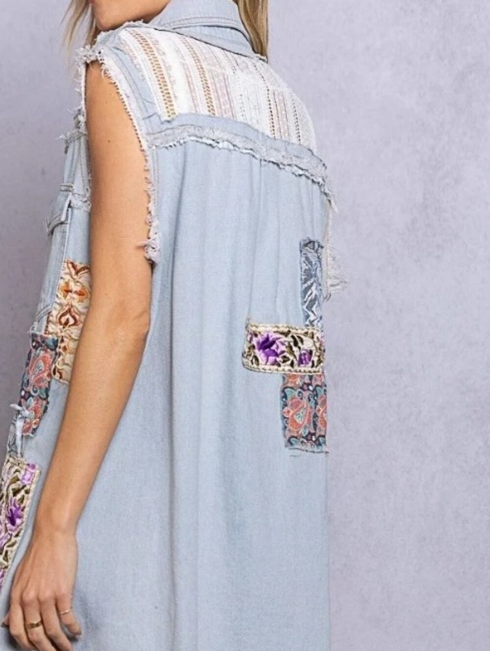 Boho Patchwork Light Wash Denim Vest Size Large - Picture 4 of 5